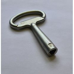 TR2 8mm Triangle Spanner Key